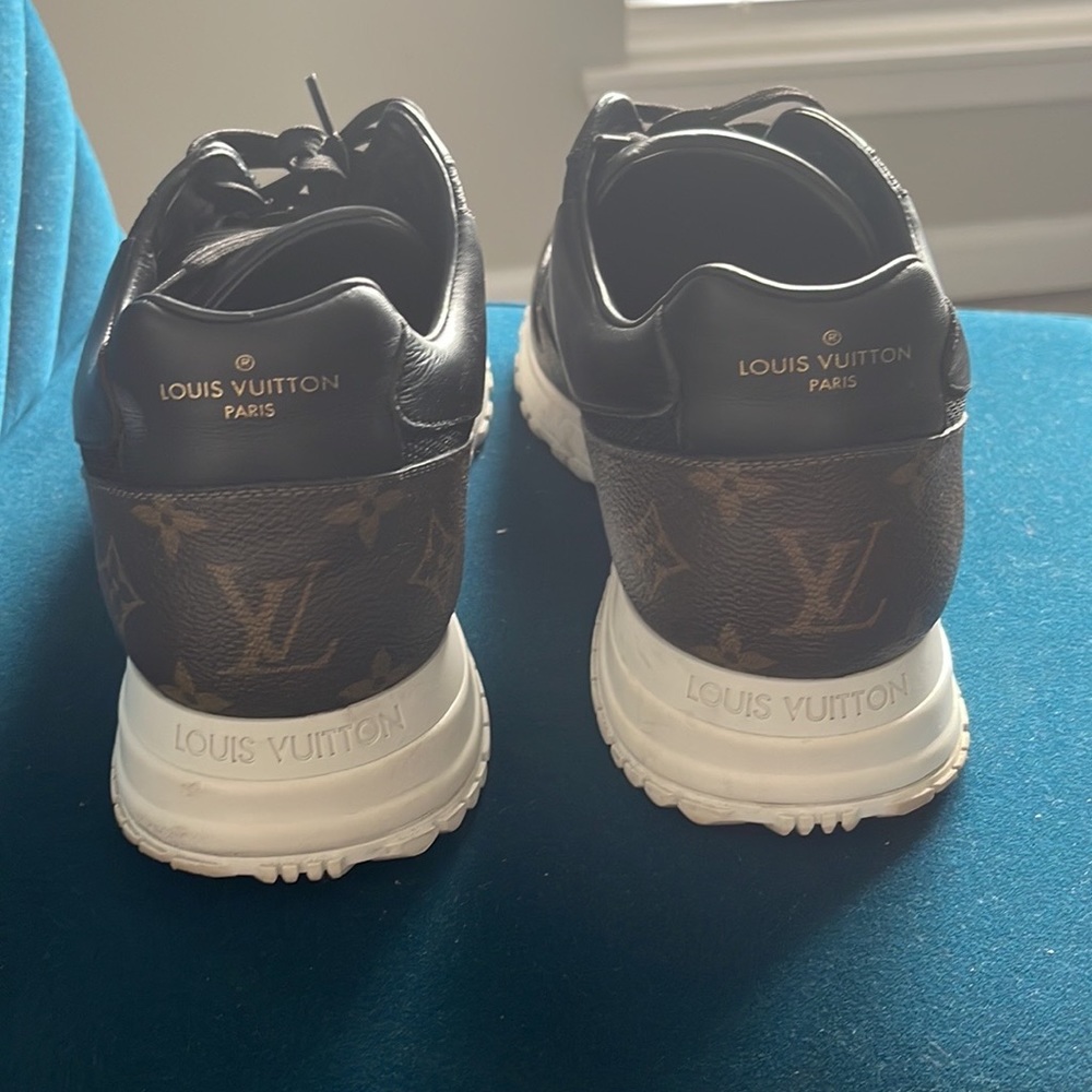 Louis Vuitton Men’s Sneakers Great Condition